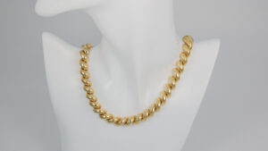 Schmidt’s Jewelry Holiday Gift Guide 2025